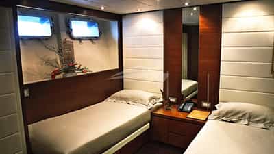 Twin Cabin