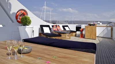 Top Deck