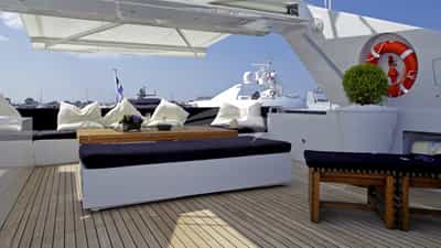 Top Deck