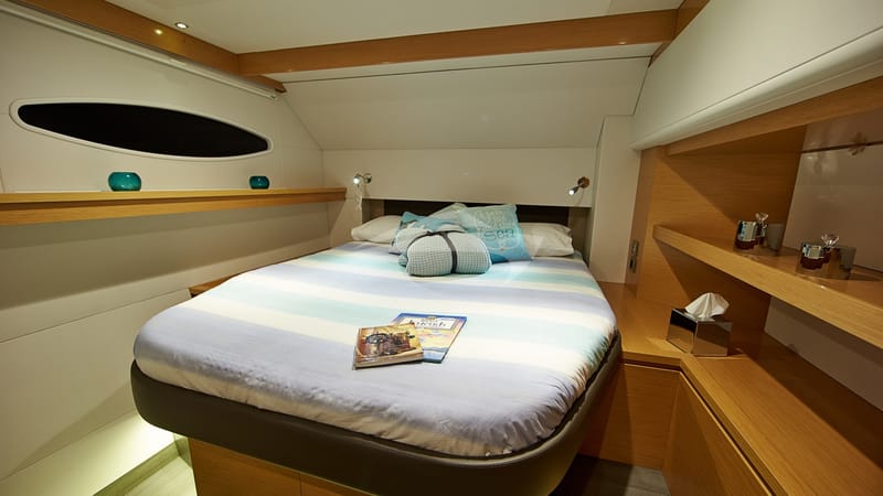 Guest cabin