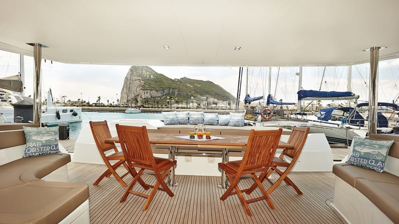 Spacious aft deck