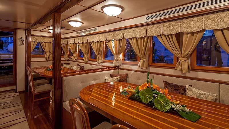 ROMANCA 28m sailing yacht charter, photo 8
