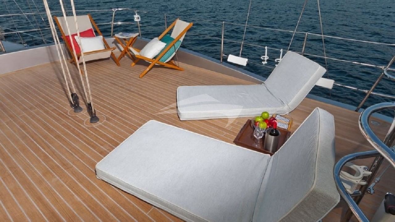 Deck Lounge Chairs