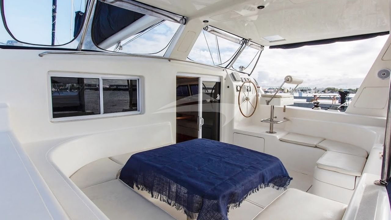 Cockpit and Alfresco Dining