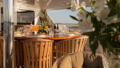 Bridge Deck Dining