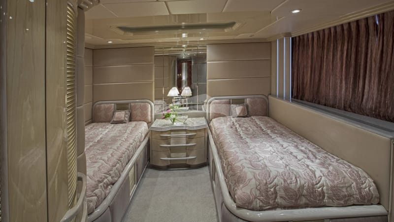 Starboard Twin Cabin