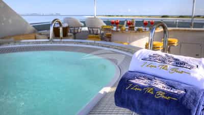 Deck Jacuzzi
