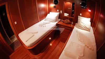Twin Cabin