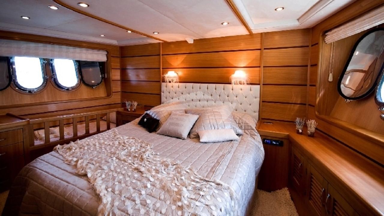 VIP Cabin