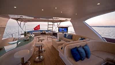 Upper Deck