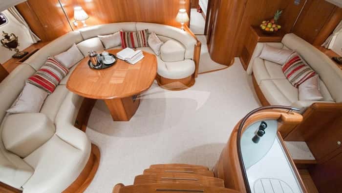 MUSTIQUE 20m sailing yacht charter, photo 4