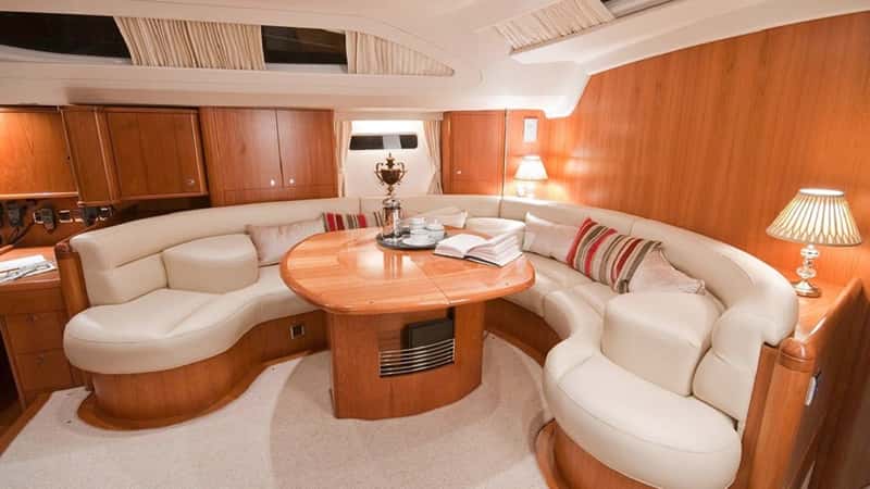 MUSTIQUE 20m sailing yacht charter, photo 6