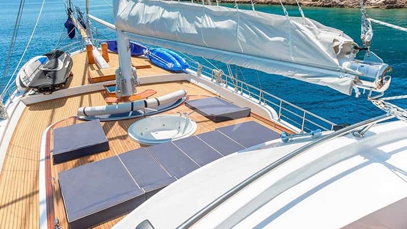 BELLA MARE 38m sailing yacht charter, photo 4