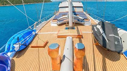 BELLA MARE 38m sailing yacht charter, photo 7