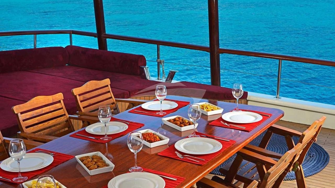 Aft Deck Dining
