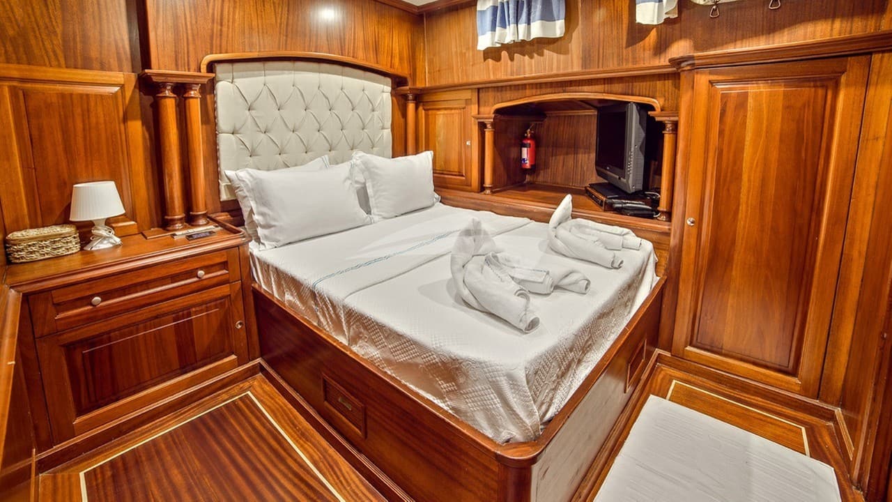 DEA DEL MARE, photo from the yacht portfolio 14