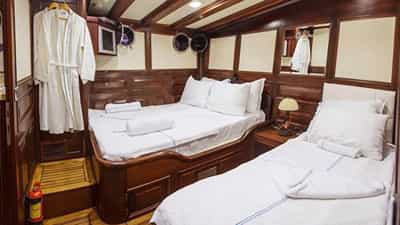 Twin Cabin