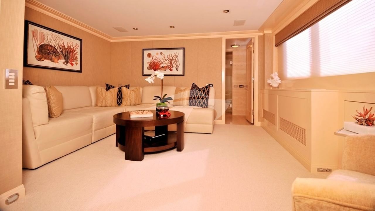 Master Stateroom Lounge