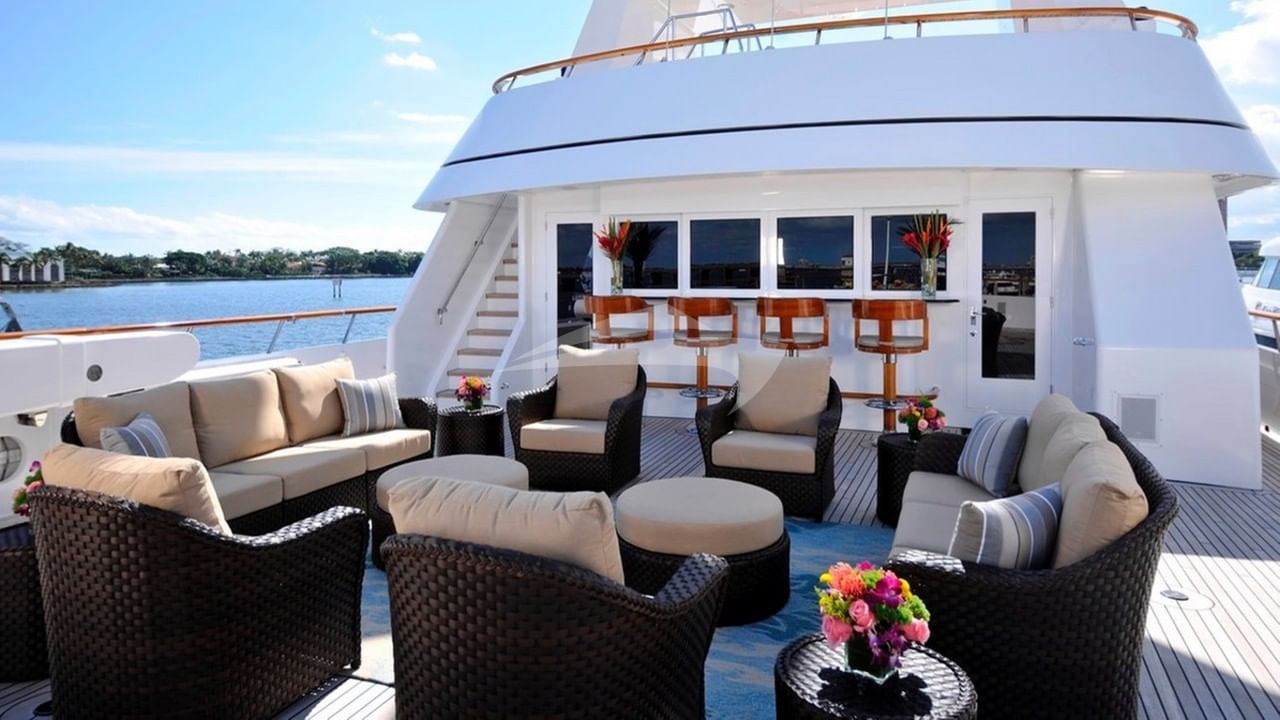 Al Fresco Lounge on Bridge Deck