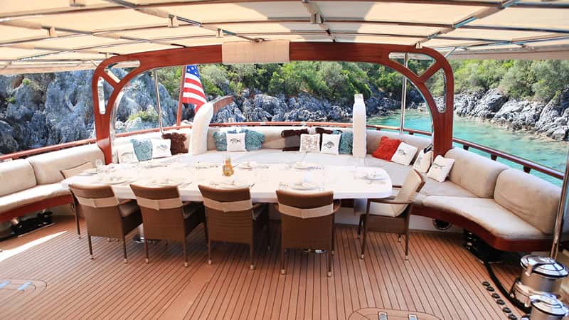 ZELDA 40m sailing yacht charter, photo 7