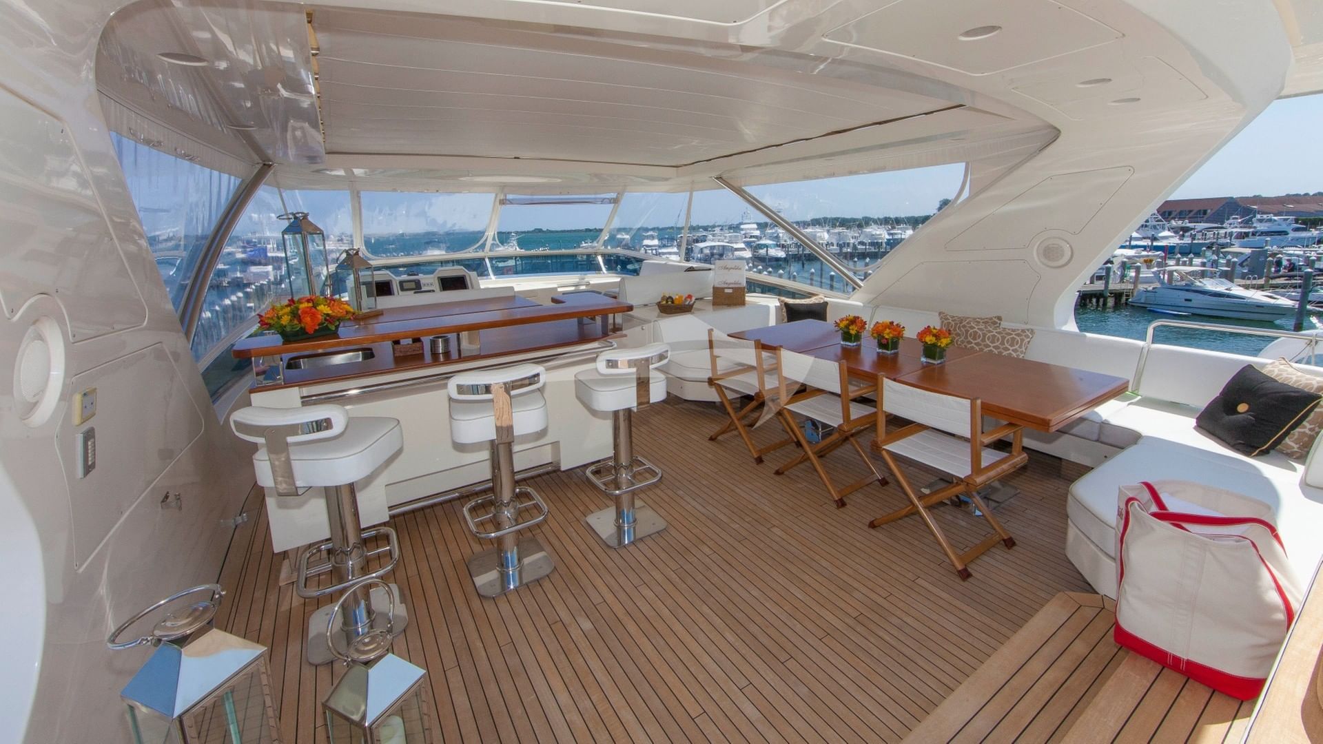 Flybridge Bar