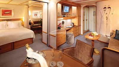 Commodore Suite