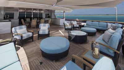 Bridge Deck Aft