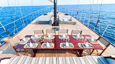 Deck Dining