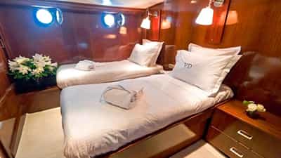 Twin Cabin