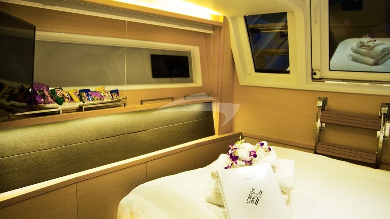 Queen guest cabin #4