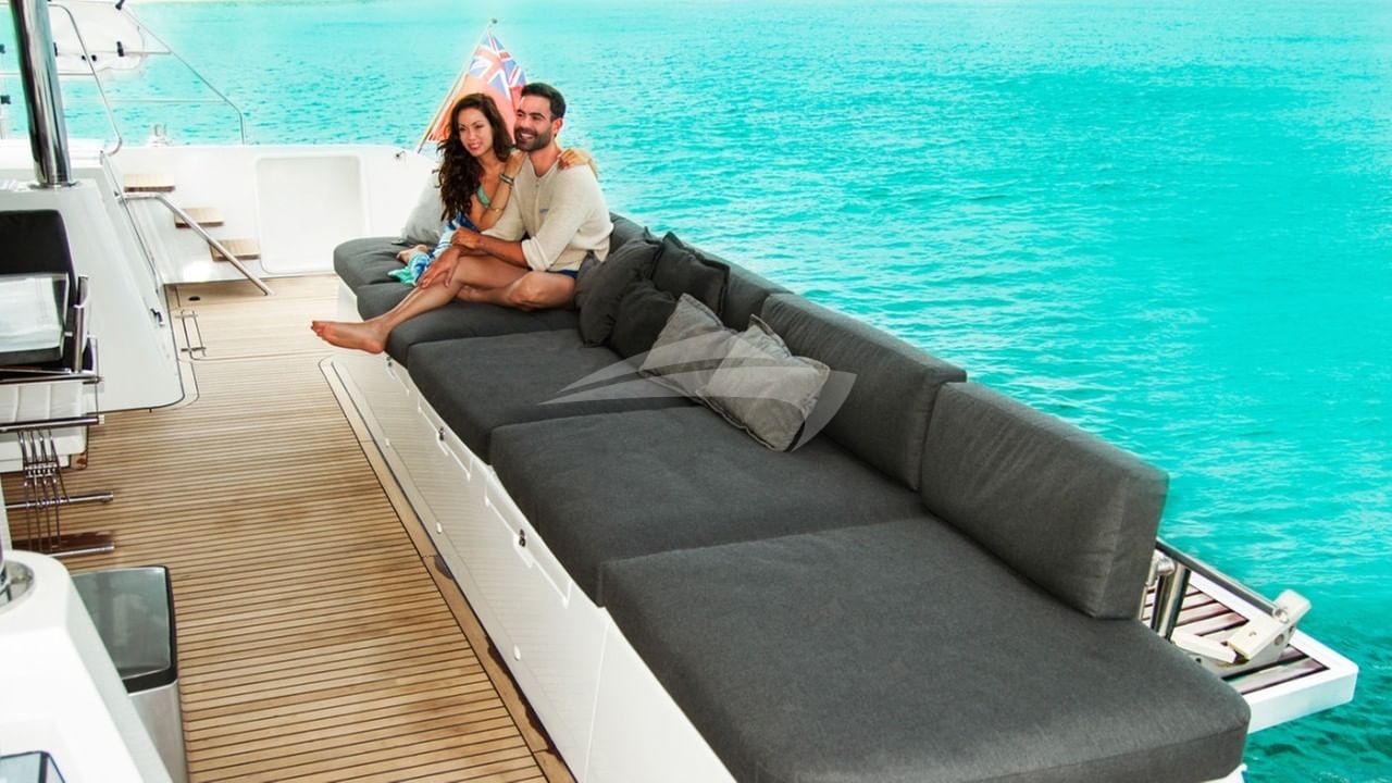 Huge aft lounge area