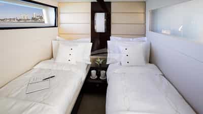 Twin Cabin