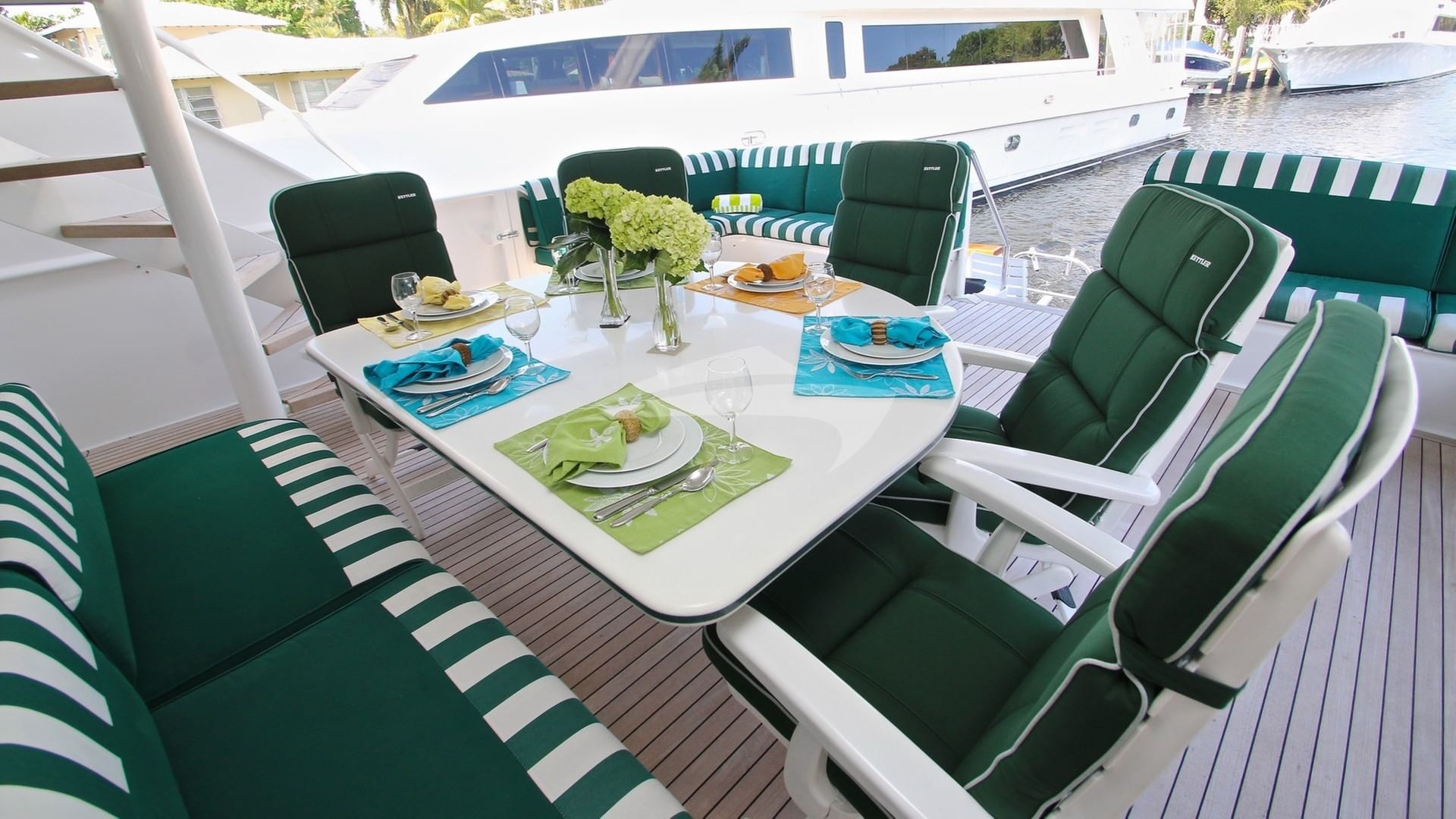 Aft Deck Dining