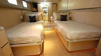 Twin Cabin