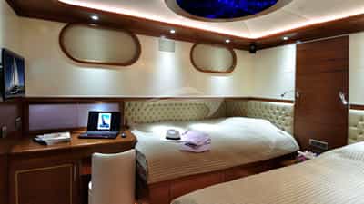 Twin Cabin