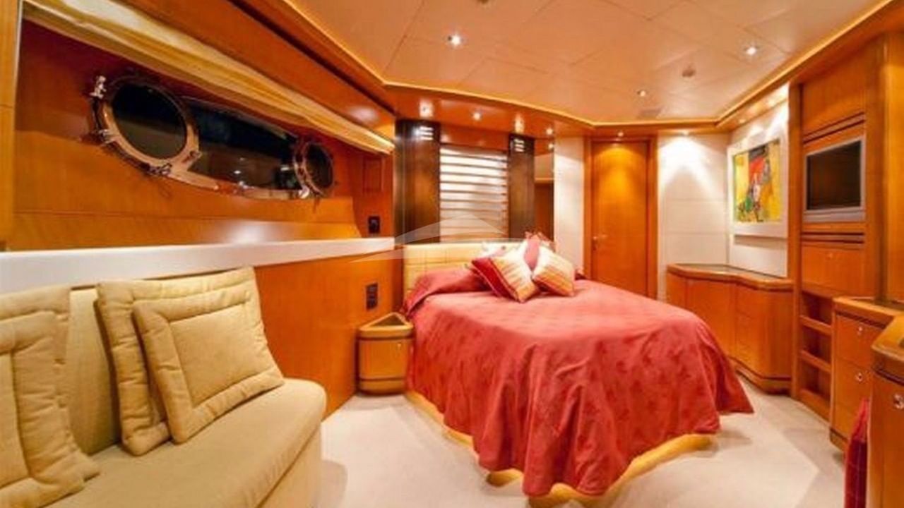 Double Cabin