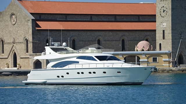 MARY 21m motor yacht for charter