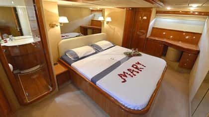 MARY 21m motor yacht charter, photo 12