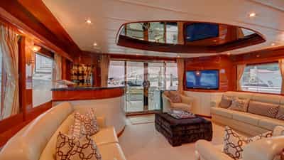 Main Salon Aft