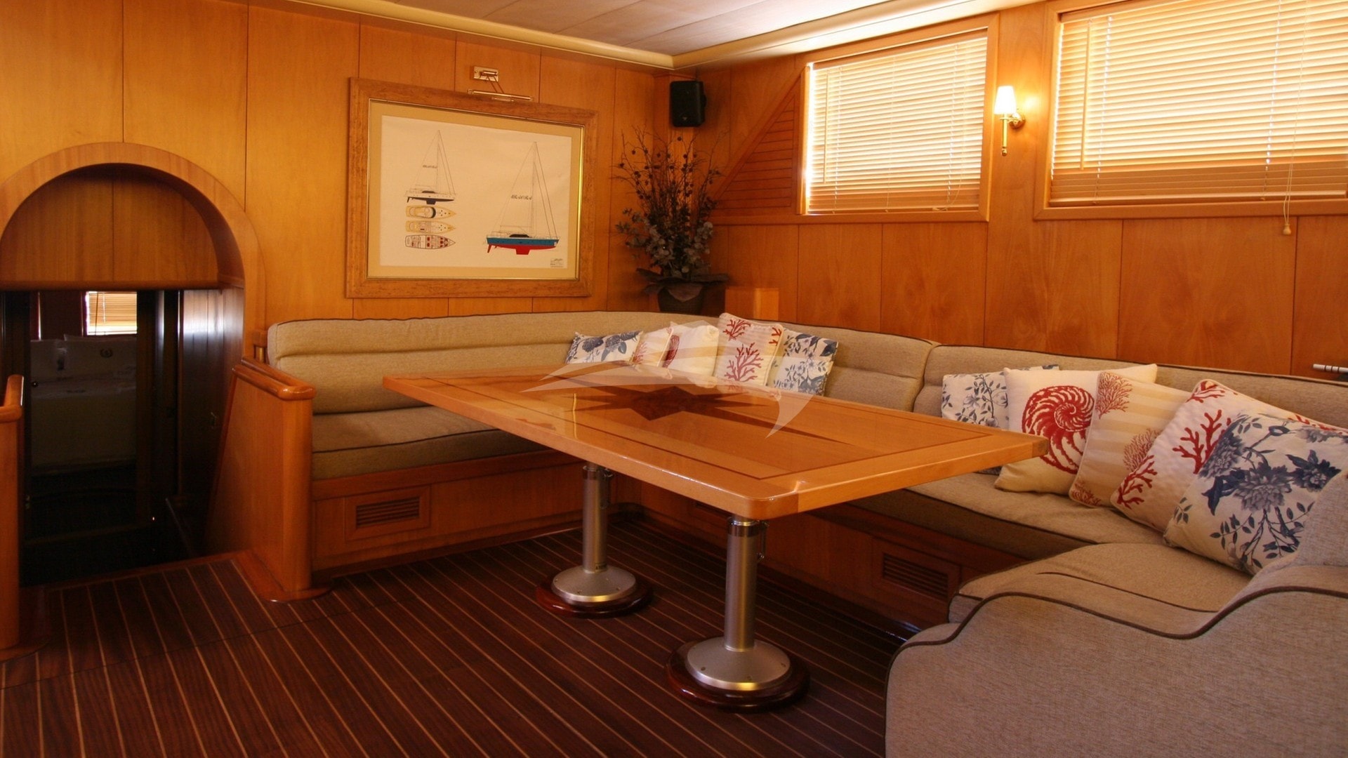 Saloon 2