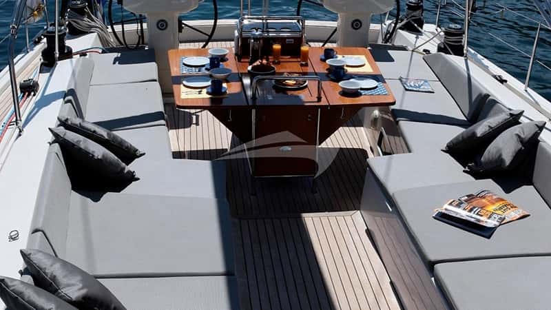 SHOOTING STAR 20m sailing yacht charter, photo 10