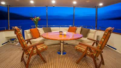 Al Fresco Dining