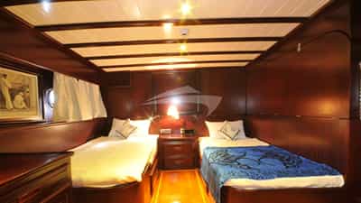 Twin cabin