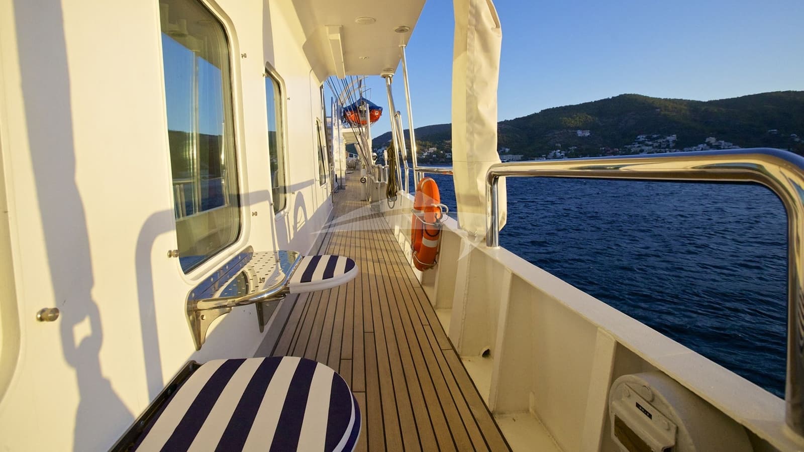 RUNNING ON WAVES, photo from the yacht portfolio 6