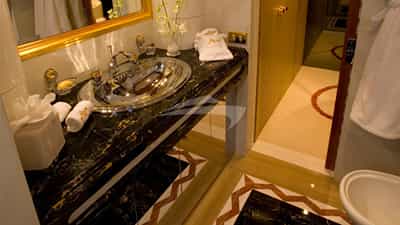 Starboard Guest Bathroom