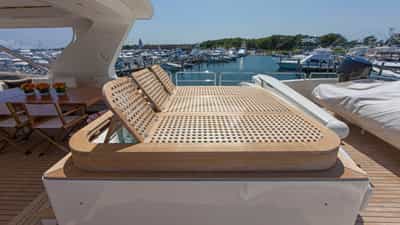 Flybridge Bathing