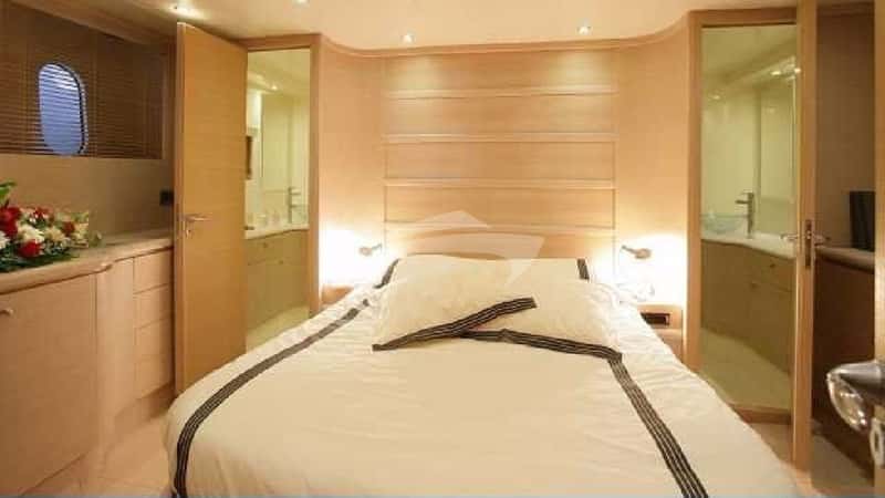 IMAGINE 21m motor yacht charter, photo 3