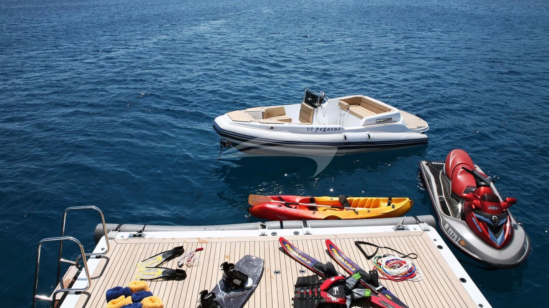 Toys & Swim Platform