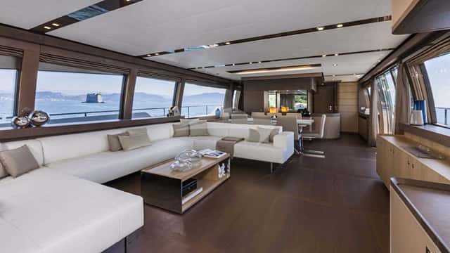 IVA yacht charter photo 2