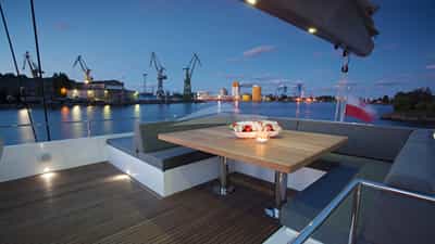 Flybridge